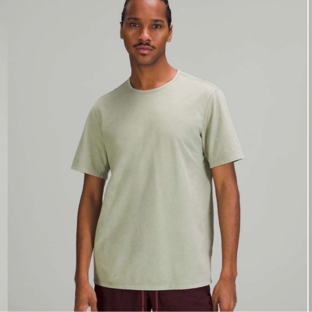 Lululemon Unisex Steel Blue T-Shirt - Men’s approx M/Women’s L